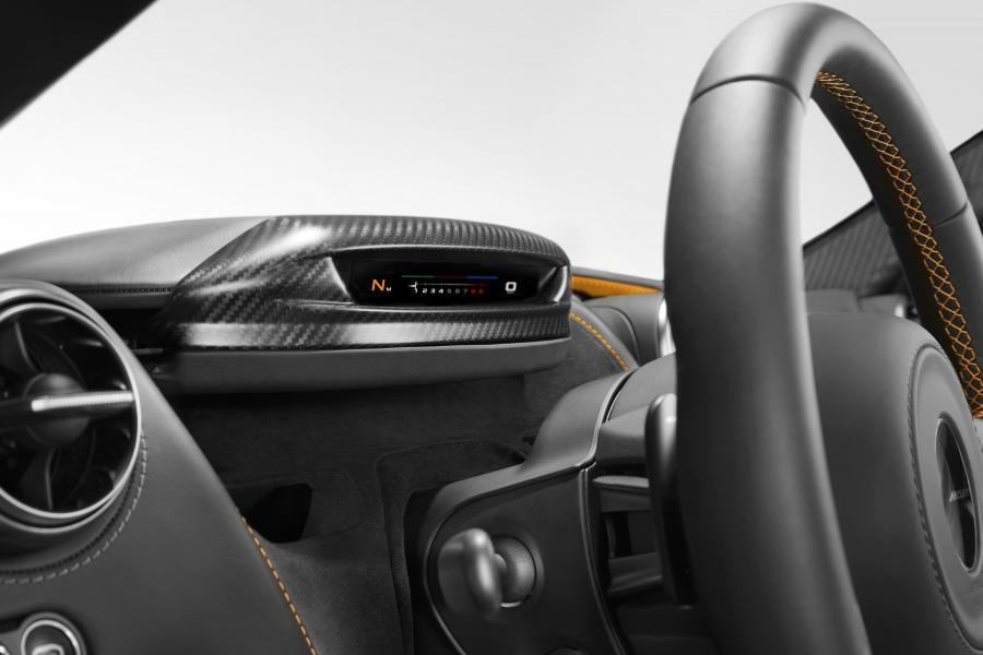 Панель приборов McLaren 720S Coupe 2017 года  (WW) (фото 49 из 160)
